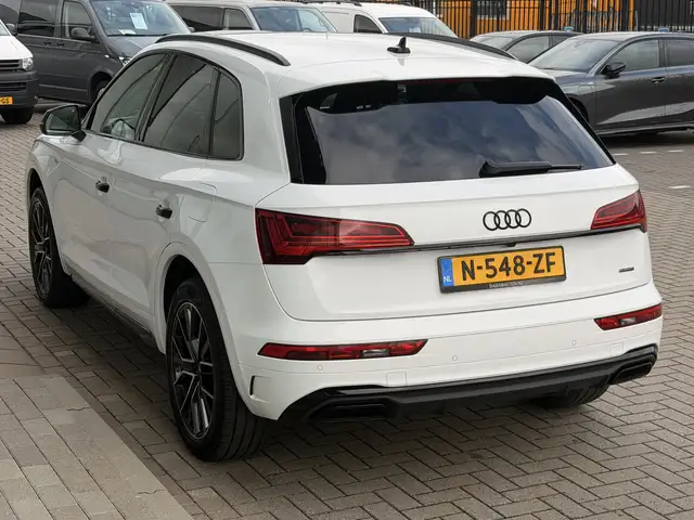 Audi Q5 view 17