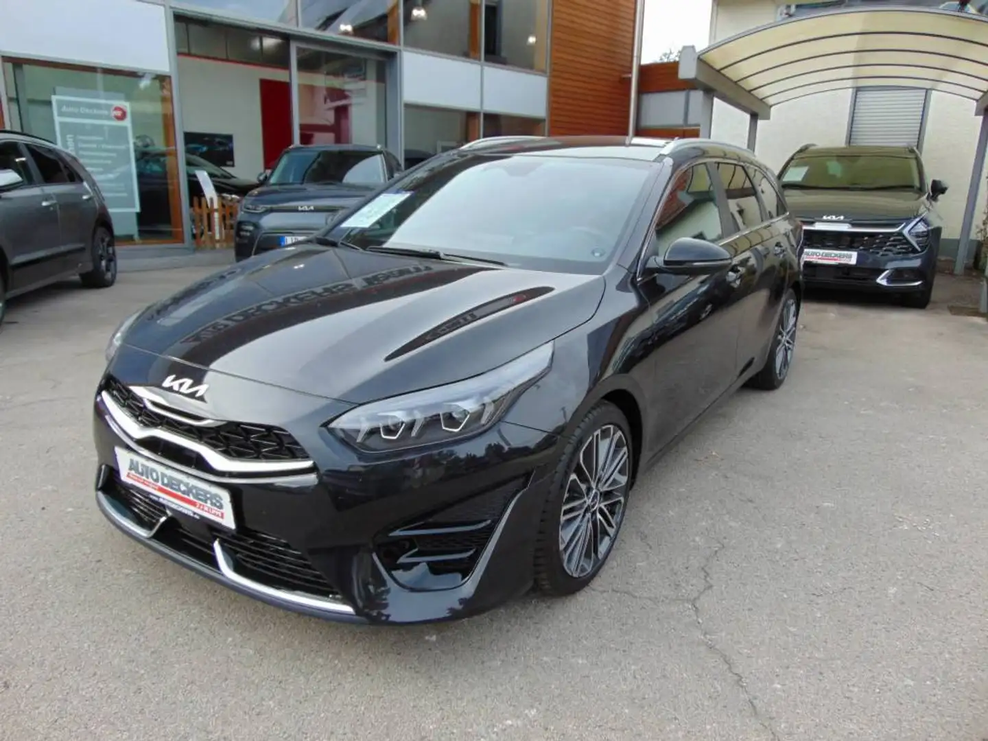 Kia Ceed / cee'd CEED_SW 1.5T DCT7 GTL TEC LEDER 18Z Schwarz - 1