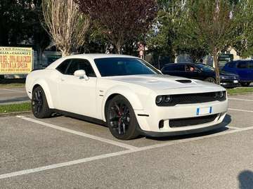 WIDEBODY 5.7 V8 HEMI 250cv automatica