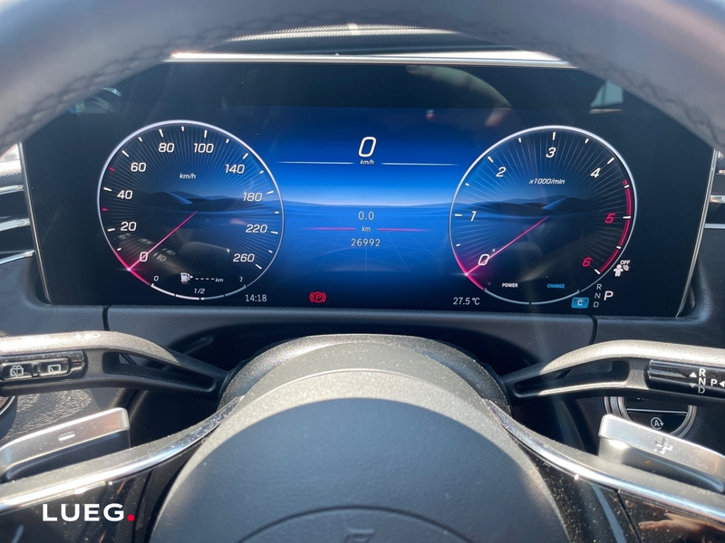 Mercedes-Benz E 220 d T-Modell Airpanel Perf SpurW ACC AHK AUT — photo 15
