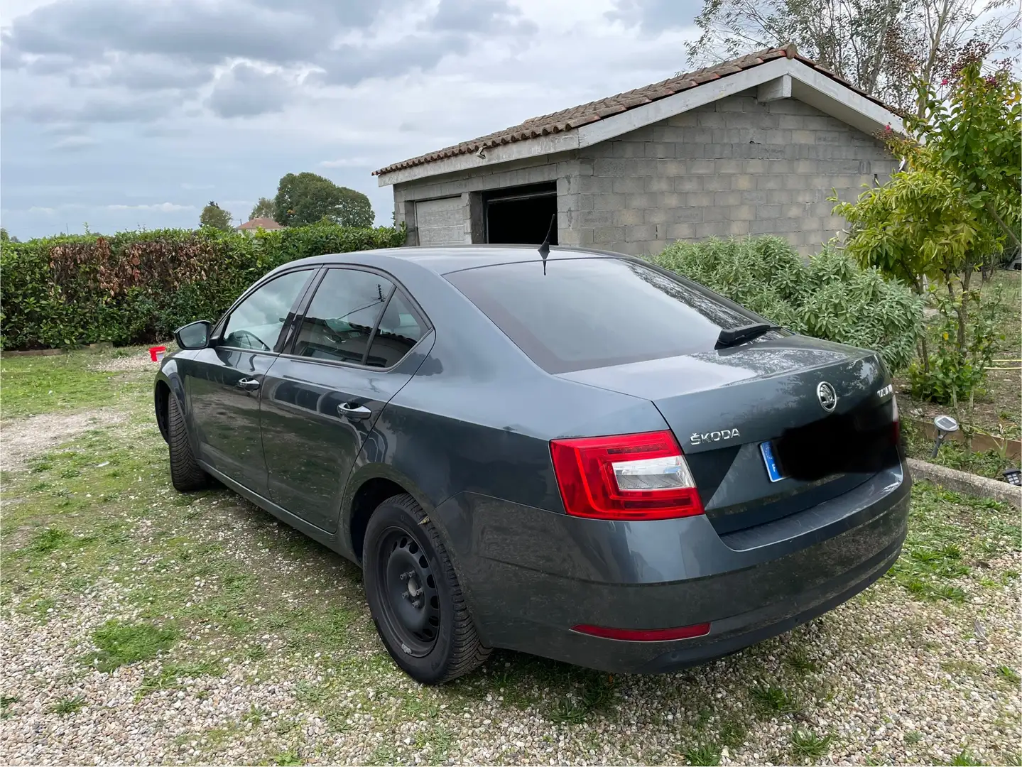 Skoda Octavia Octavia 2.0 TDI 150 ch SCR FAP Edition Gris - 2