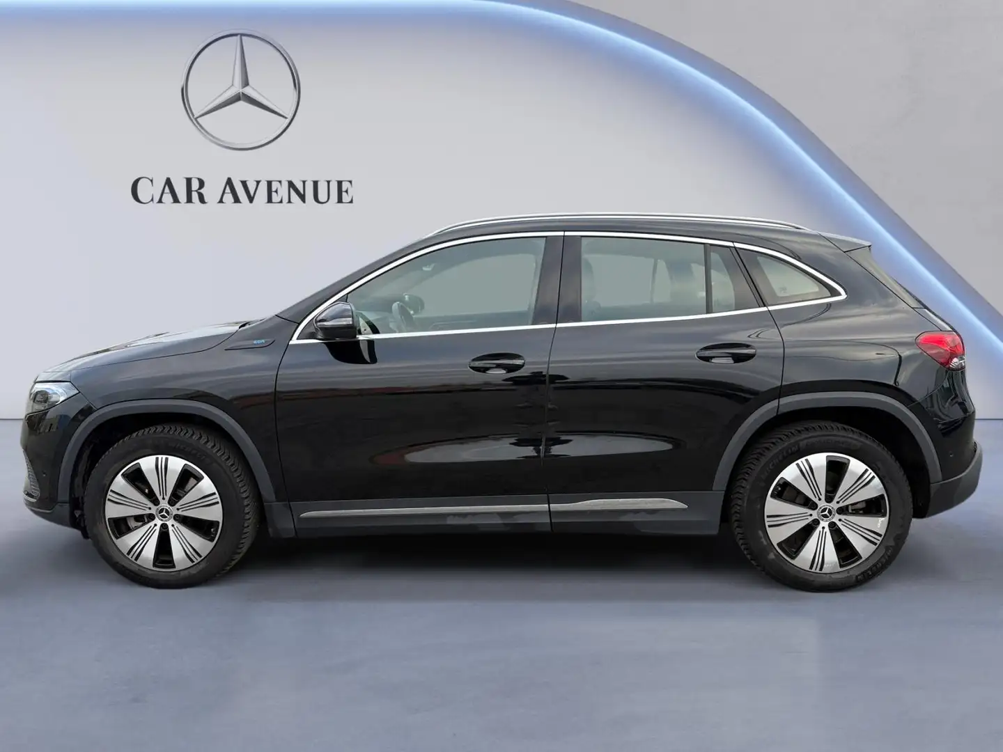 Mercedes-Benz EQA 250 Progressive Noir - 2