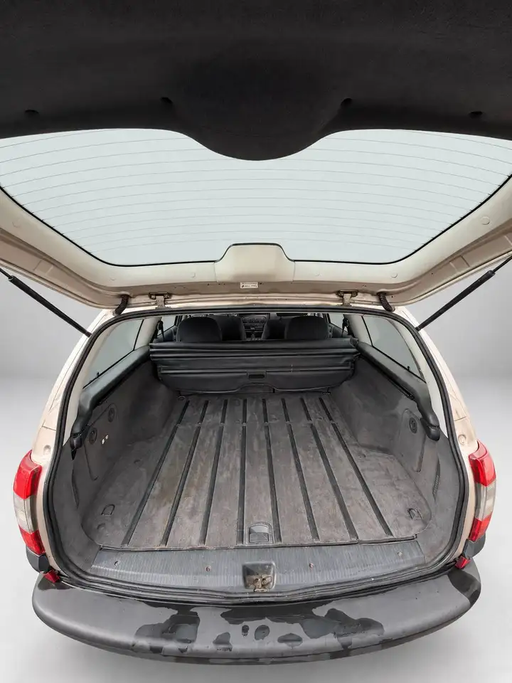 Opel Omega Caravan 2.0 16V CD Reflection, foto 9