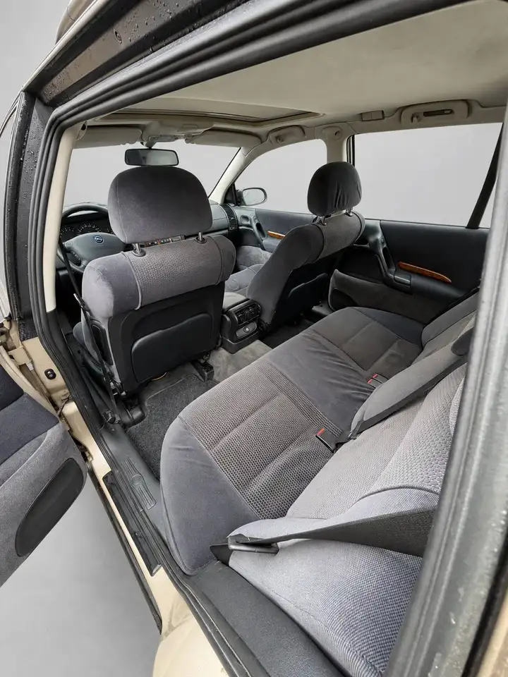 Opel Omega Caravan 2.0 16V CD Reflection, foto 8
