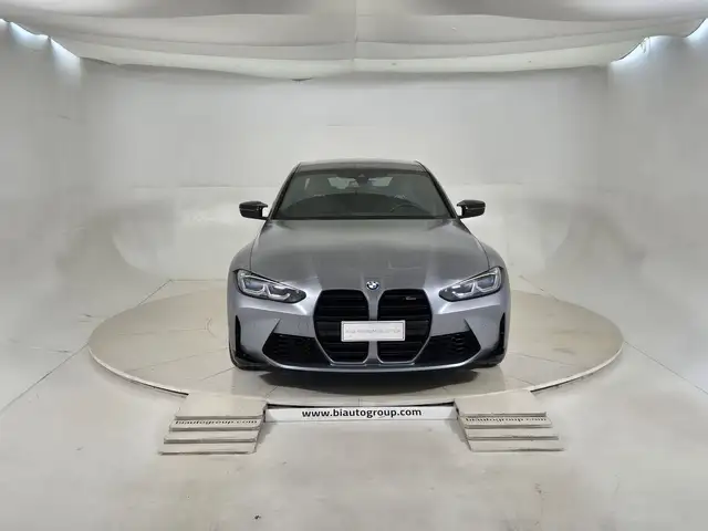BMW M3 view 3