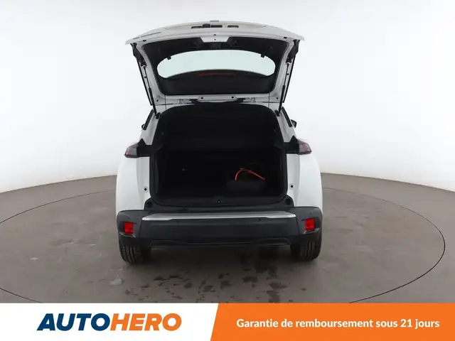 Peugeot 2008 view 16