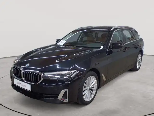 BMW 5 Series view 2