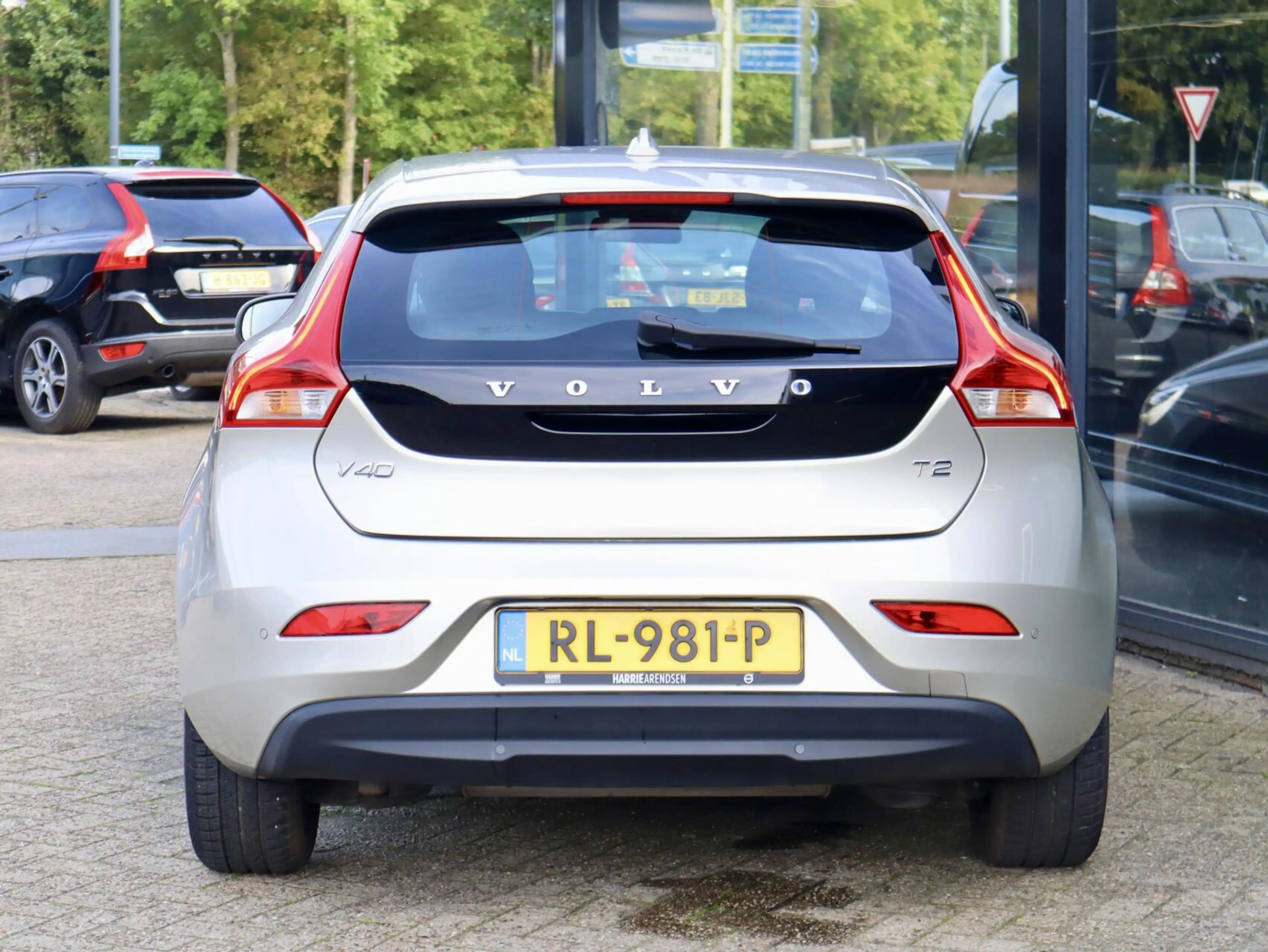 Volvo V40 2.0 T2 Nordic+, Standkachel, Stoelverwarming — photo 12