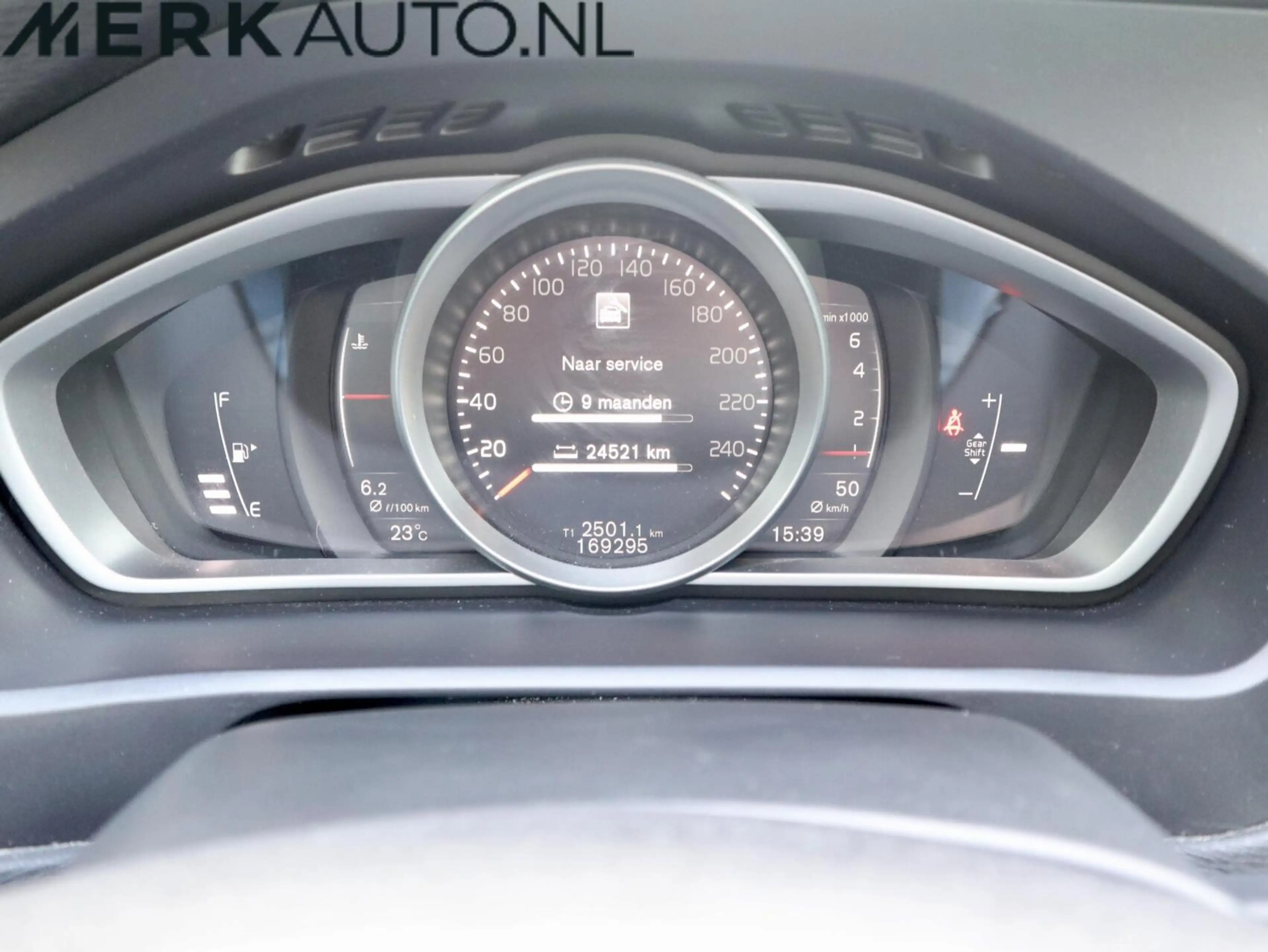 Volvo V40 2.0 T2 Nordic+, Standkachel, Stoelverwarming — photo 6