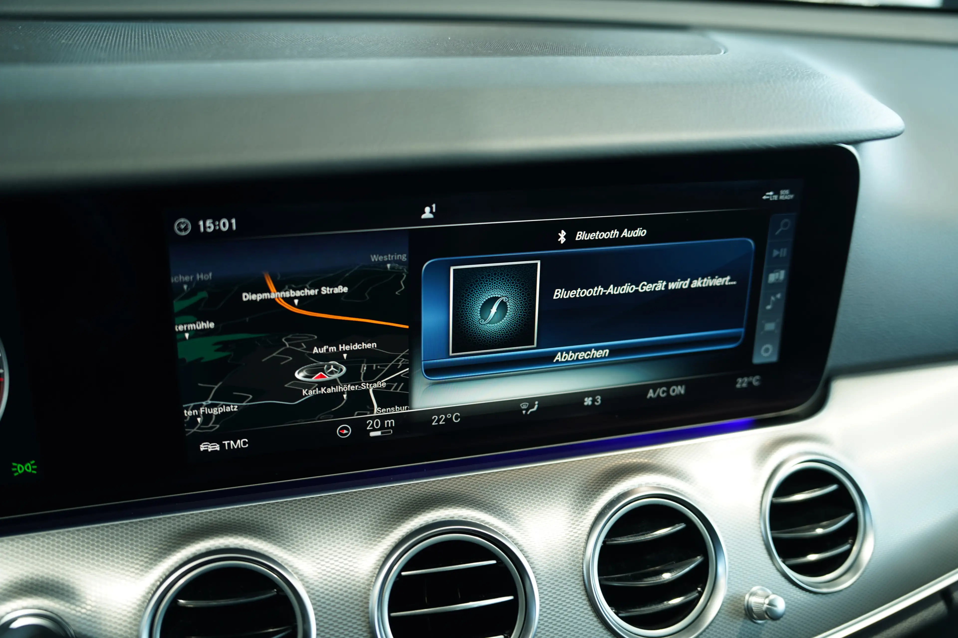 Mercedes-Benz E 220 d Limousine Avantgarde *2.H *Wide*GSD*AHK — photo 27