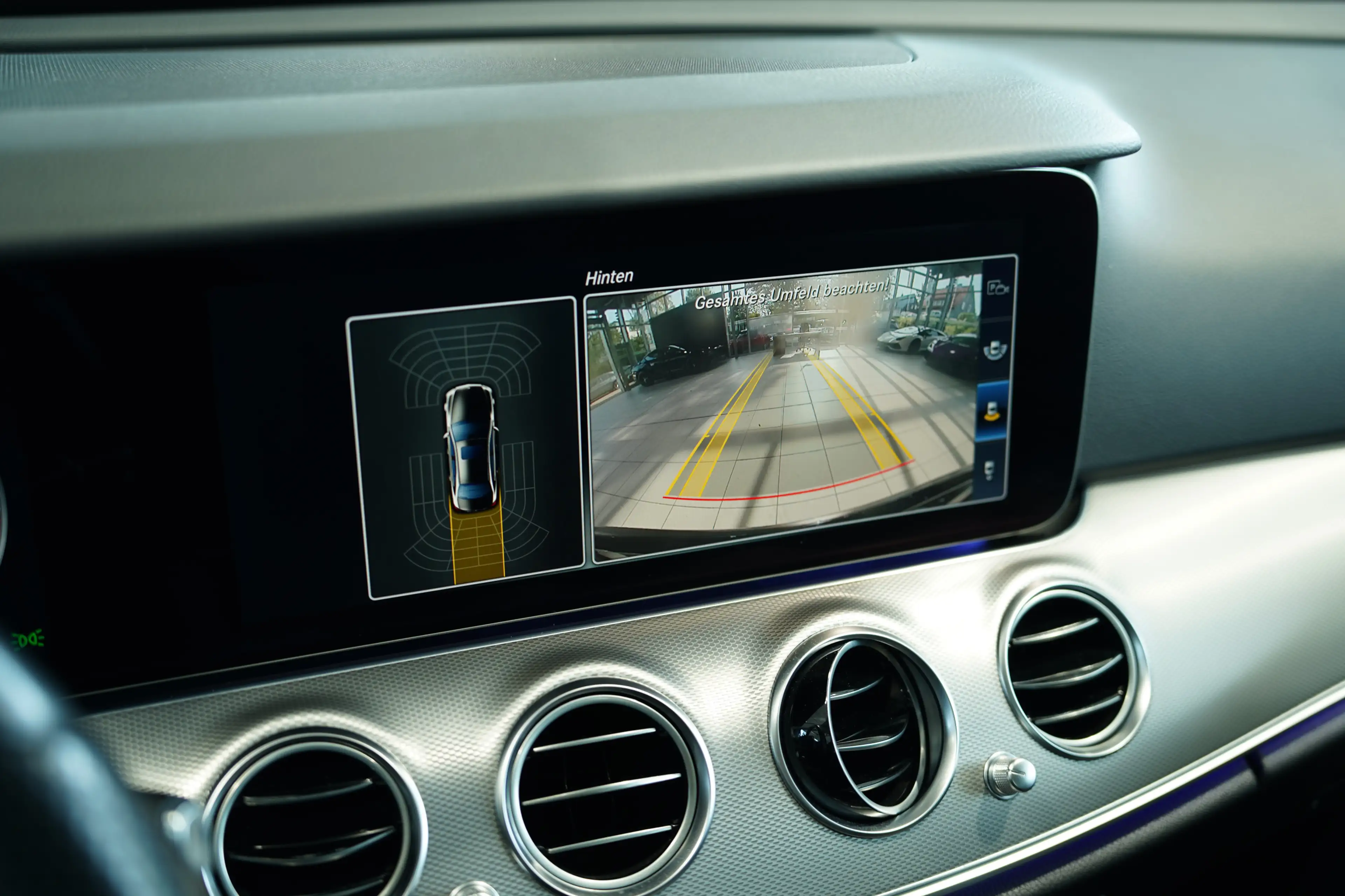 Mercedes-Benz E 220 d Limousine Avantgarde *2.H *Wide*GSD*AHK — photo 24