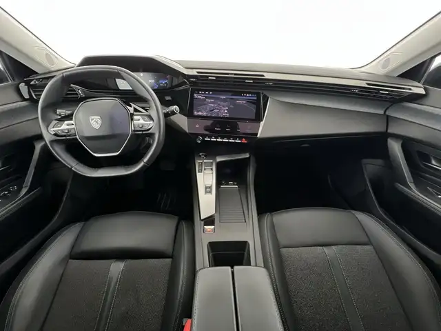 Peugeot 308 view 6
