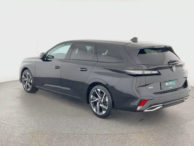 Peugeot 308 view 5