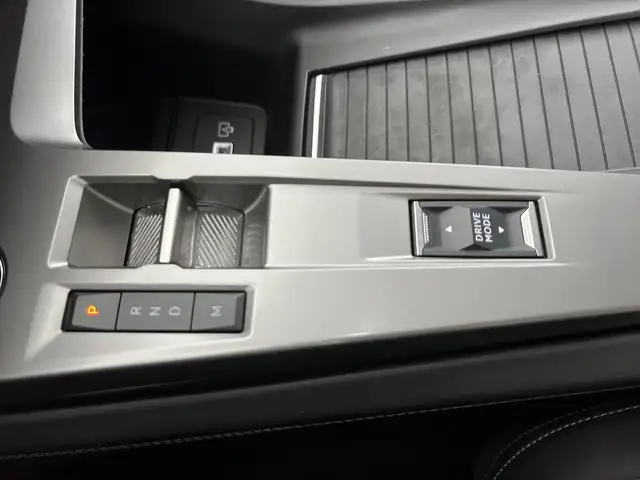 Peugeot 308 view 13