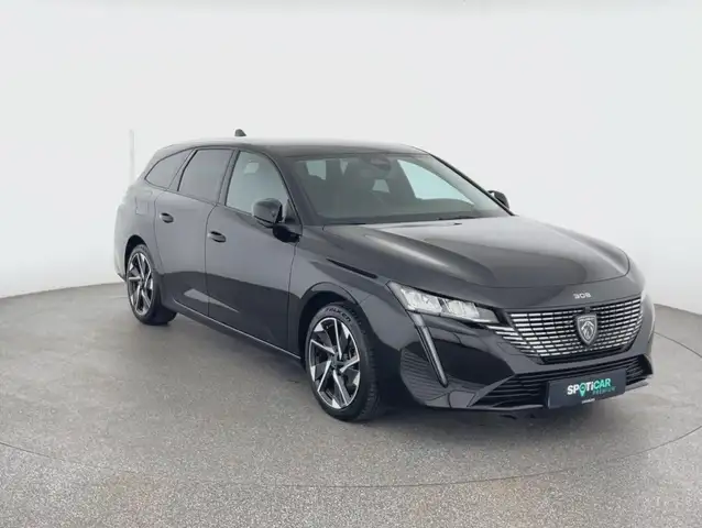 Peugeot 308 view 3