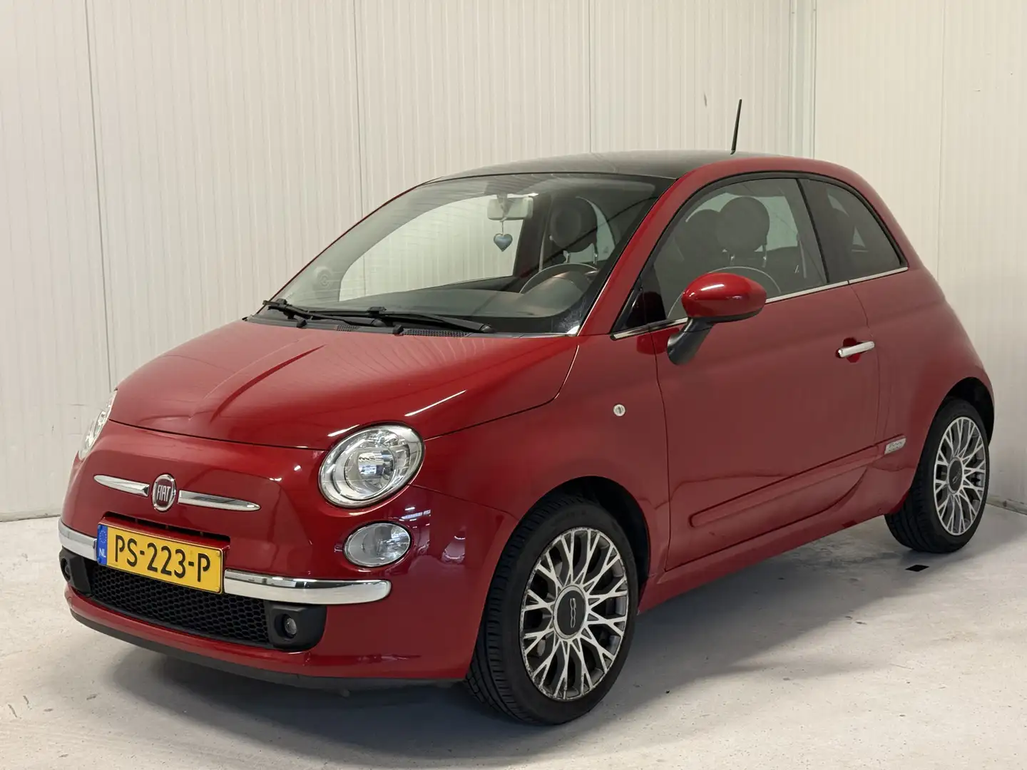 Fiat 500 1.2 500S // AIRCO // PANORAMADAK // L.M. VELGEN Rojo - 1