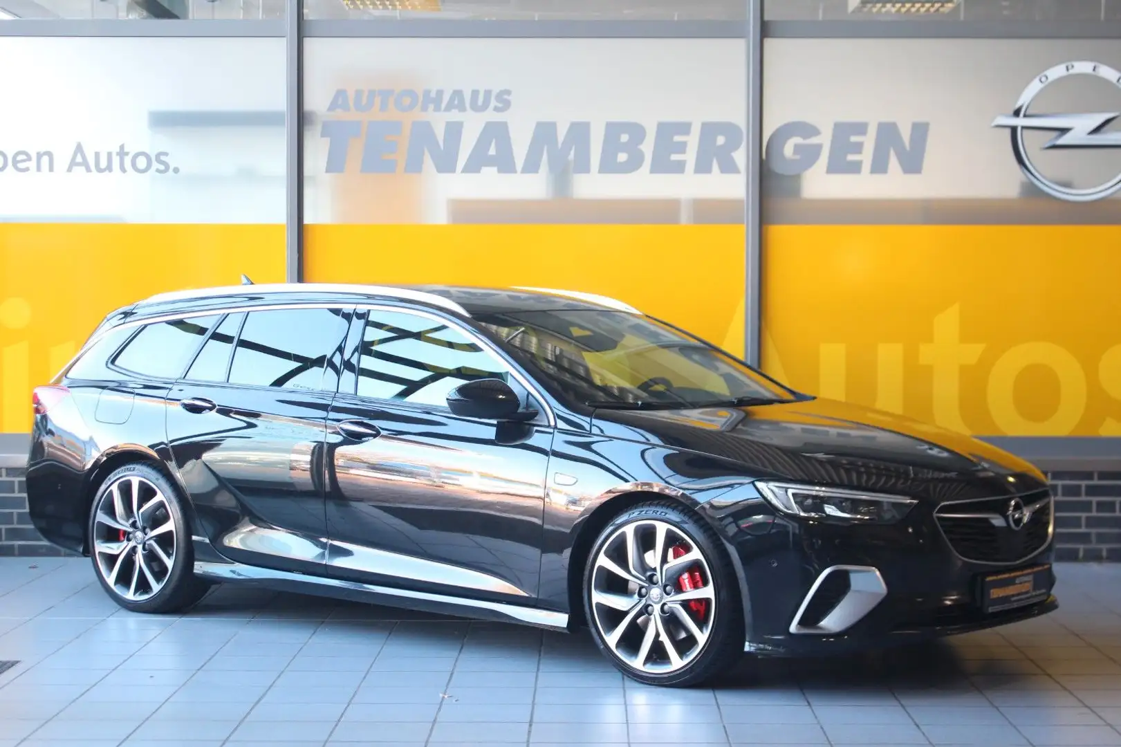 Opel Insignia B Sports Tourer GSi 4x4 Massage Bose Zwart - 1
