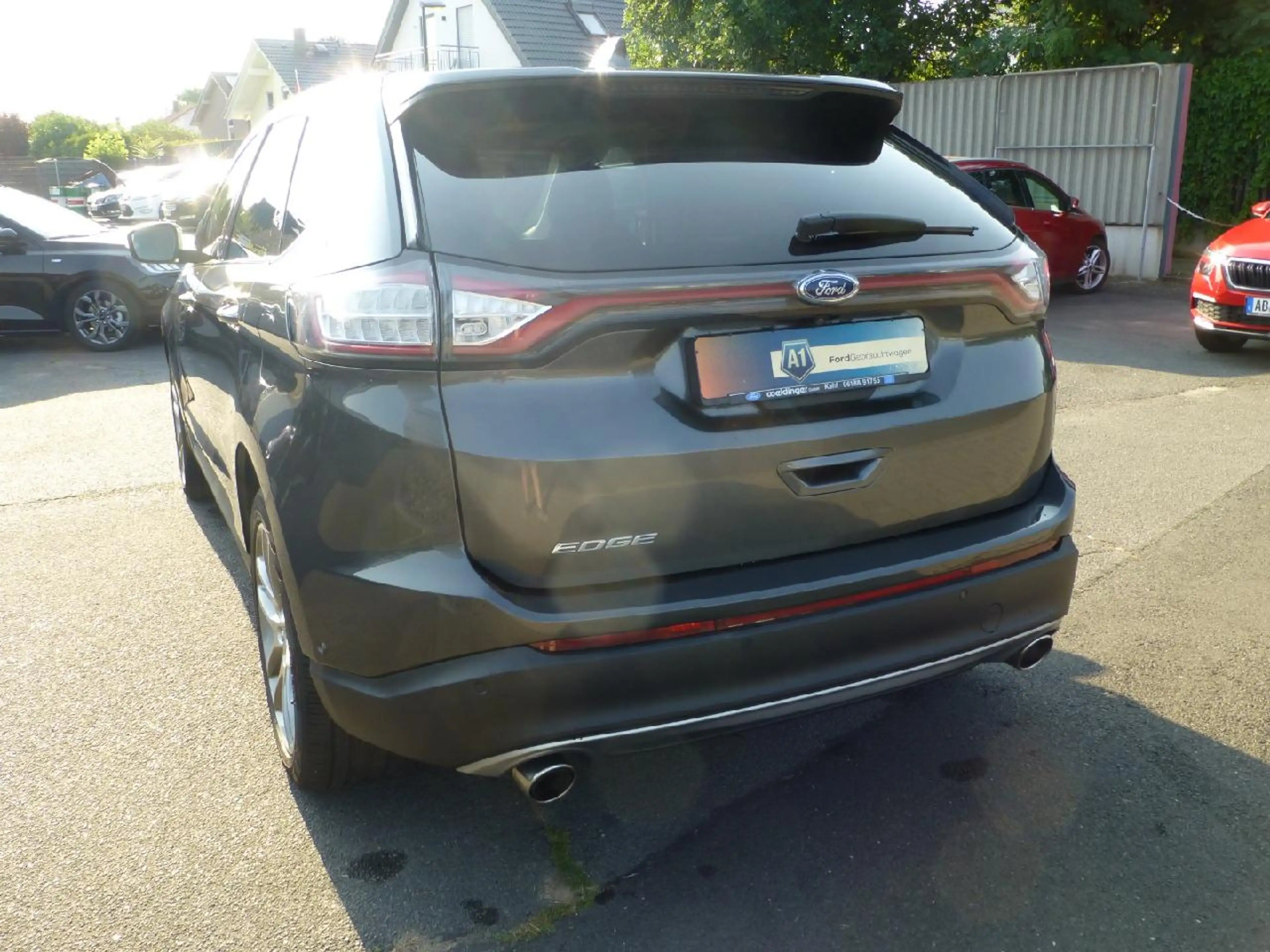 Ford Edge Titanium 4x4 — photo 6