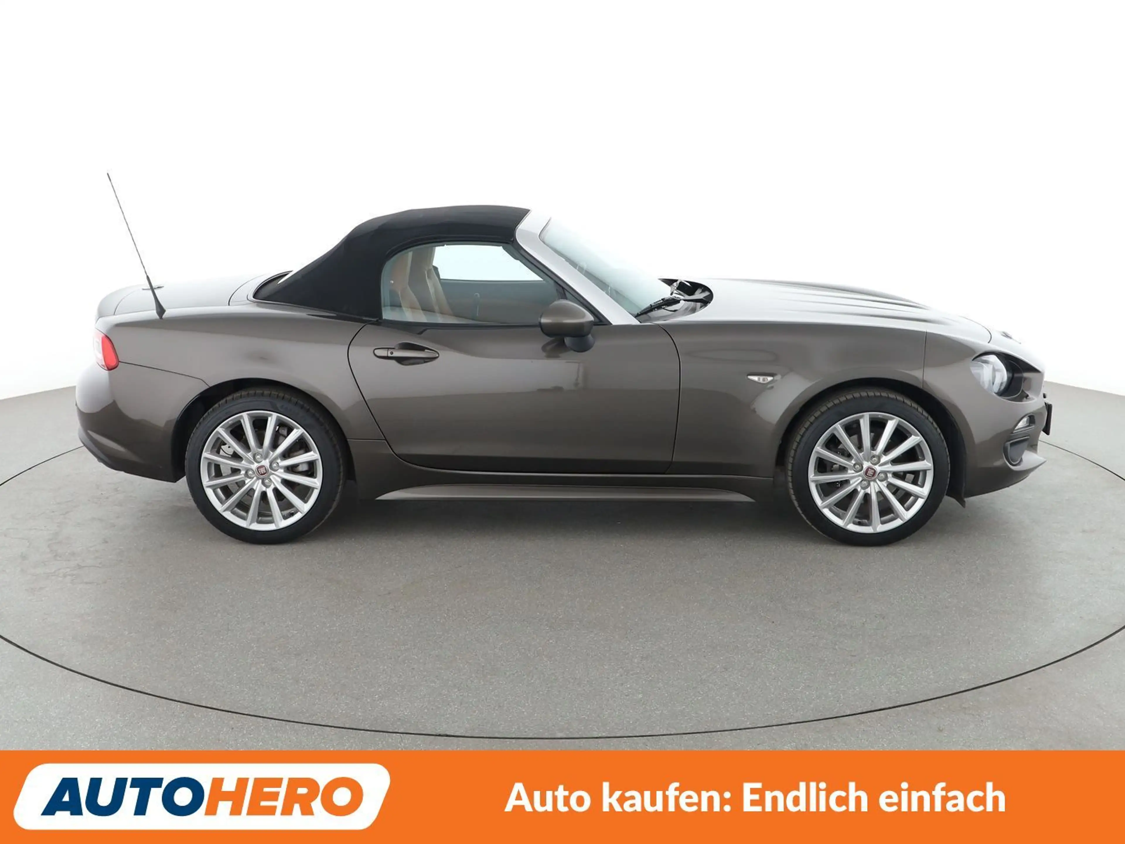 Fiat 124 Spider 1.4 Turbo Lusso*NAVI*LED*CAM*PDC*SHZ*KLIMA* — photo 7