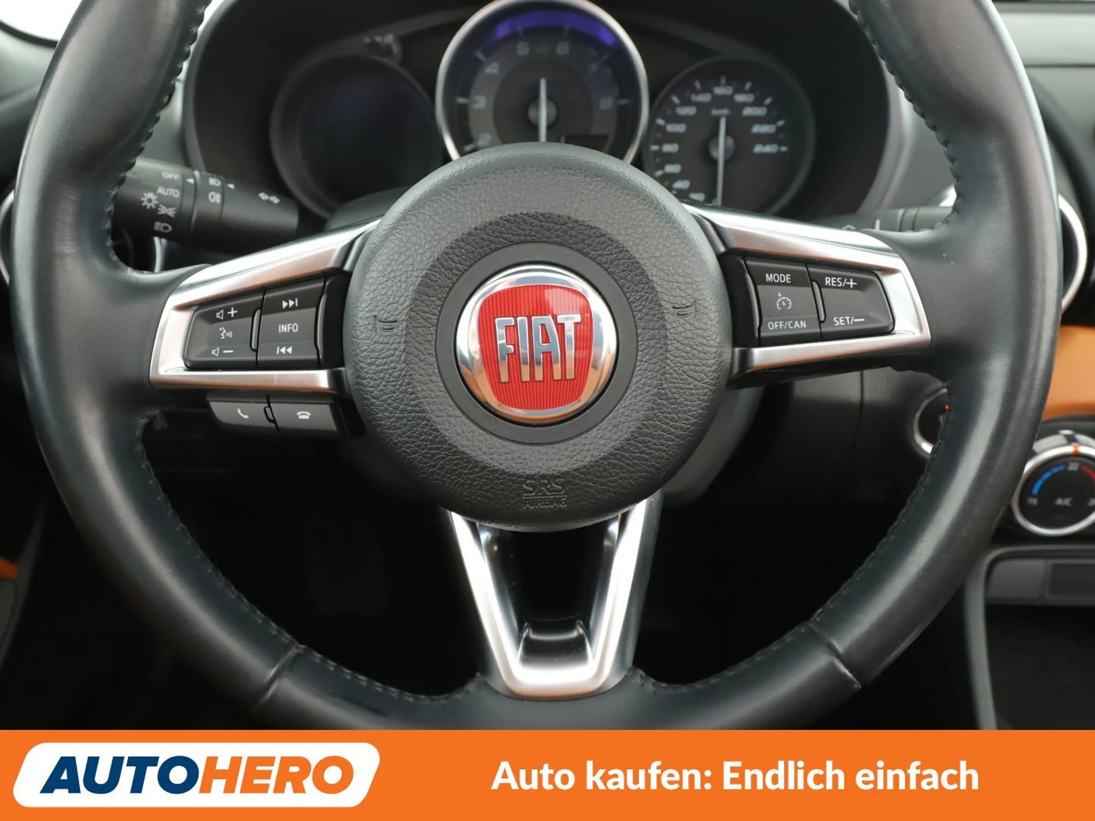 Fiat 124 Spider 1.4 Turbo Lusso*NAVI*LED*CAM*PDC*SHZ*KLIMA* — photo 12