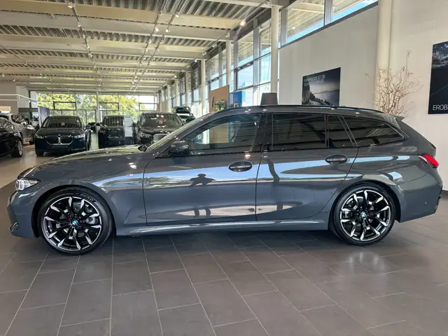 BMW 3 Series view 7