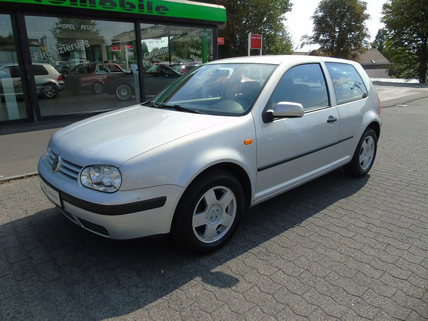 Volkswagen Golf 1.4 **KLIMA**ERST 111000KM**2-HAND** Silber - 1