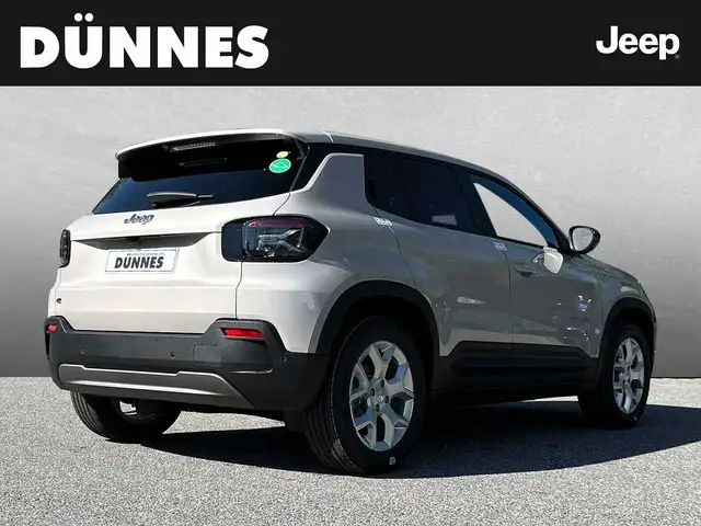 Jeep Avenger view 2