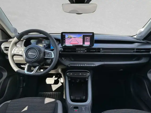 Jeep Avenger view 4