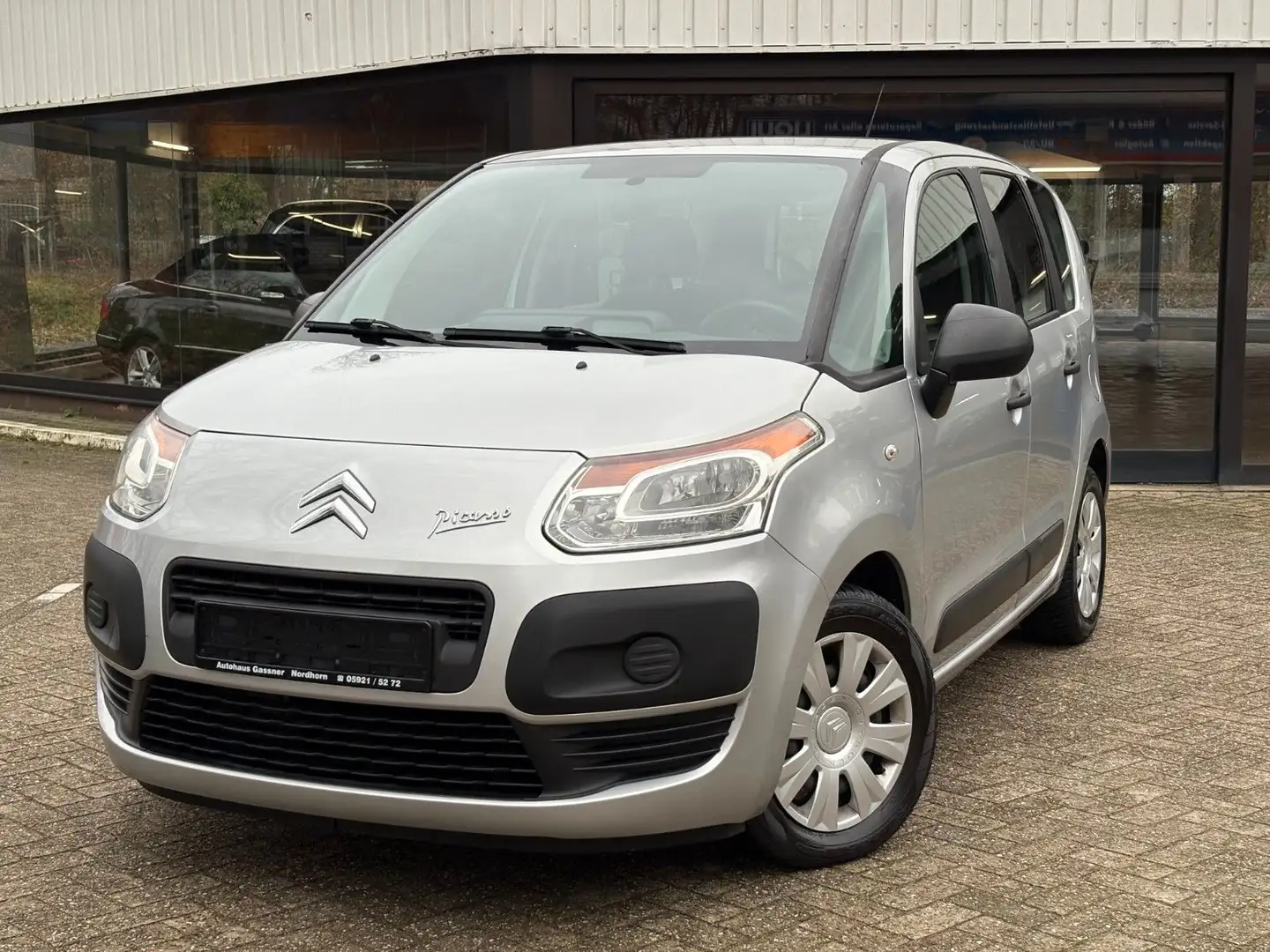 Citroen C3 Picasso Attraction Grau - 1
