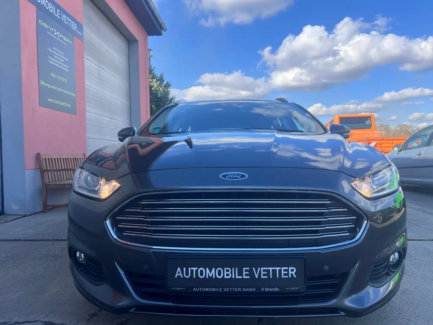Ford Mondeo Trend Gris - 2