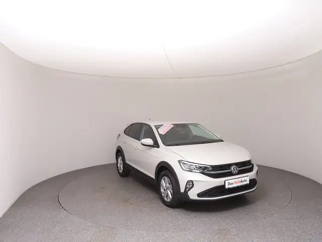 Volkswagen Taigo view 3