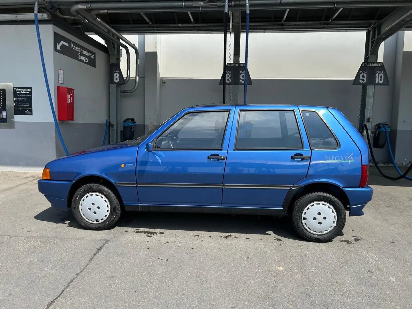 Fiat Uno Uno 1.4 i.e. 70PS Blau - 2