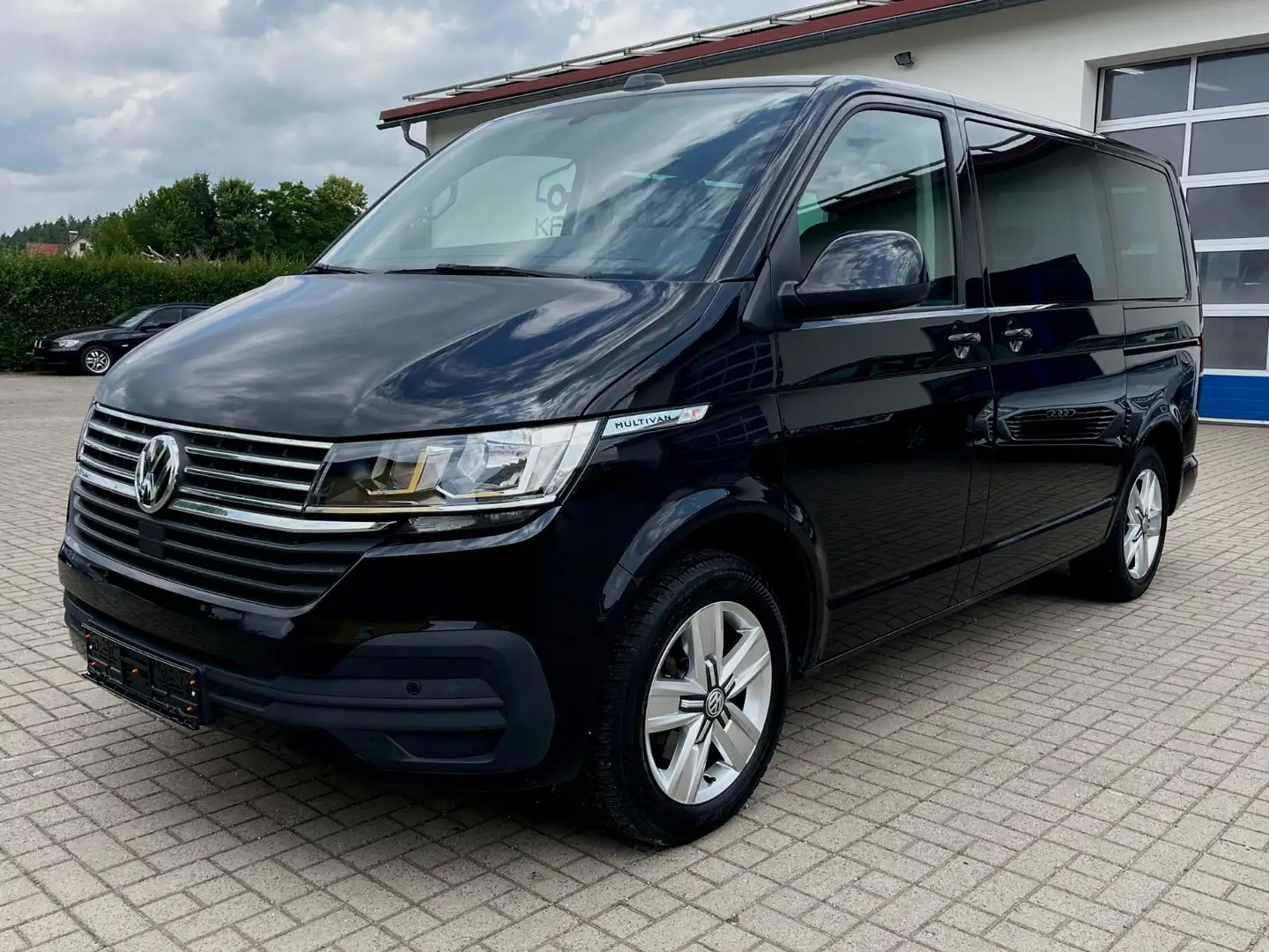 Volkswagen T6 Multivan 2.0TDI DSG,Leder,Navi,Standheiz.AHK Noir - 1