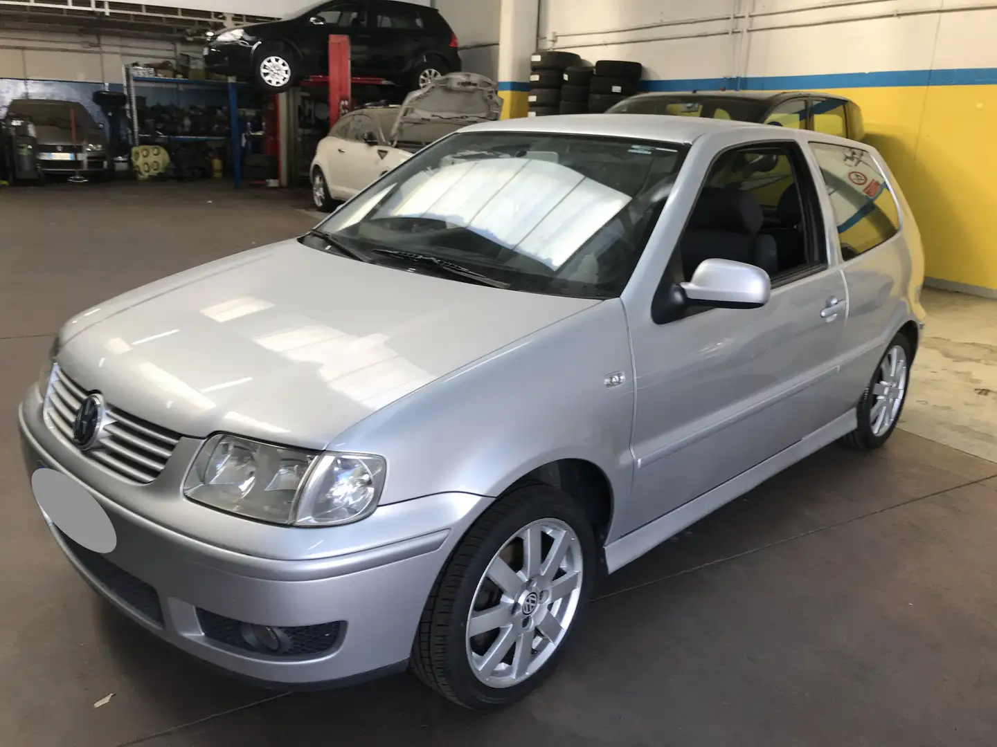 Volkswagen Polo Polo 3p 1.4 Highline Silber - 1