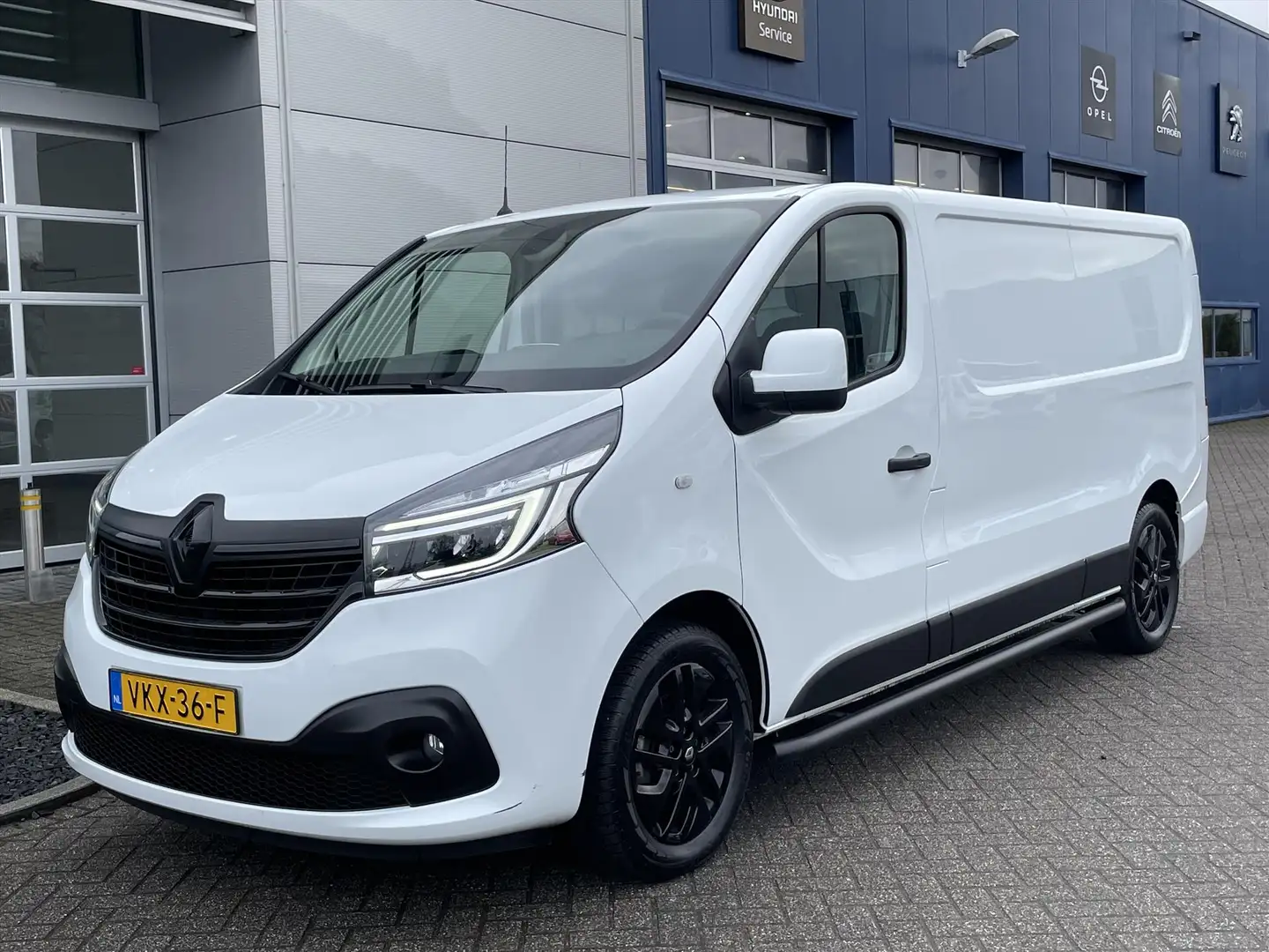 Renault Trafic 2.0 Energy dCi 170pk Automaat L2H1 Luxe | Cruise C Wit - 2