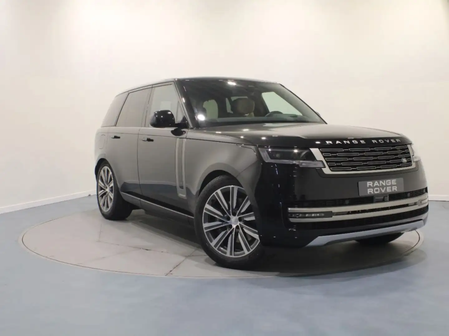 Land Rover Range Rover 3.0 Si6 PHEV SV SWB AWD Aut. 550 Schwarz - 1