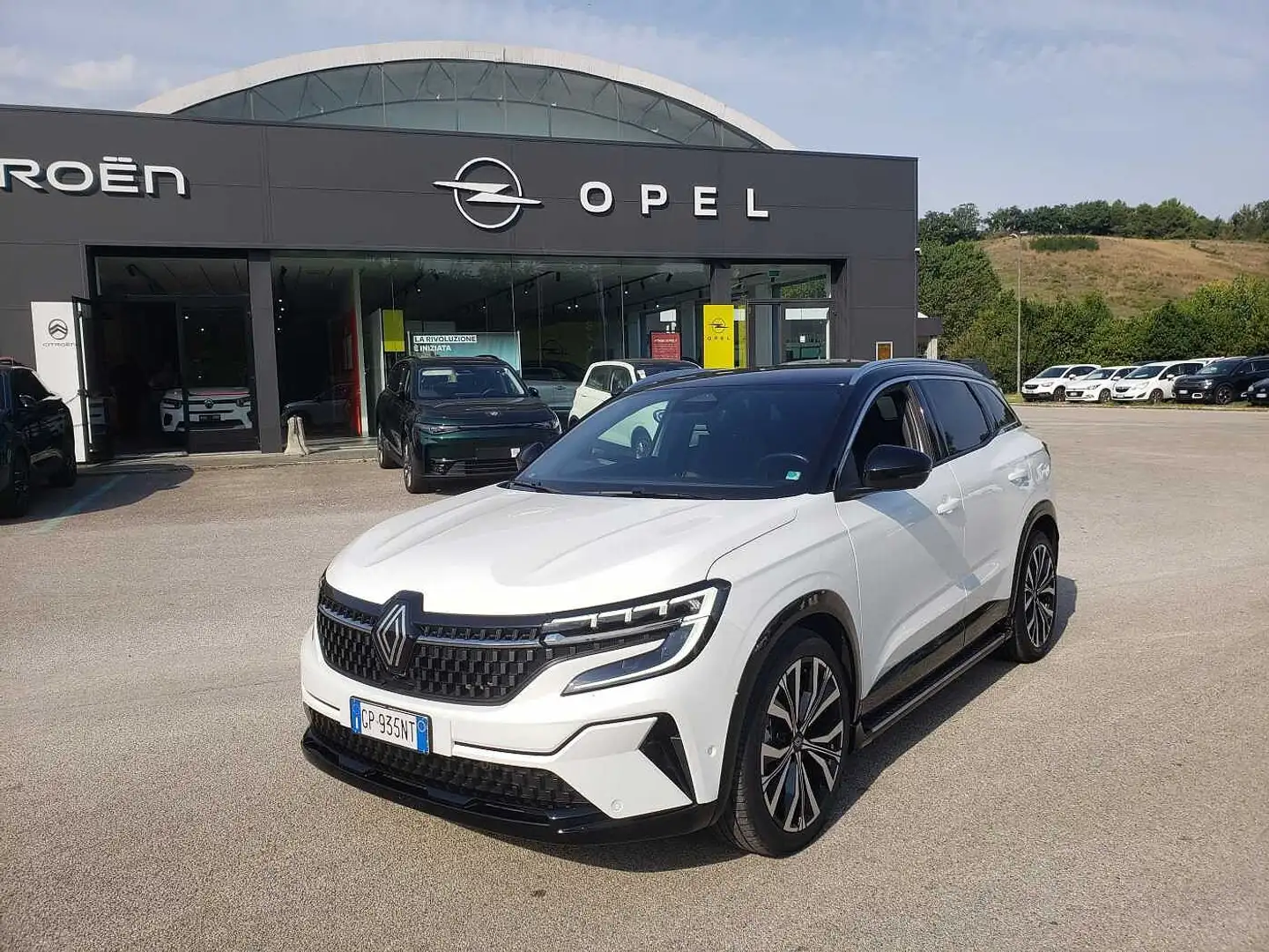 Renault Austral Full Hybrid E-Tech 200 CV Techno Bianco - 1