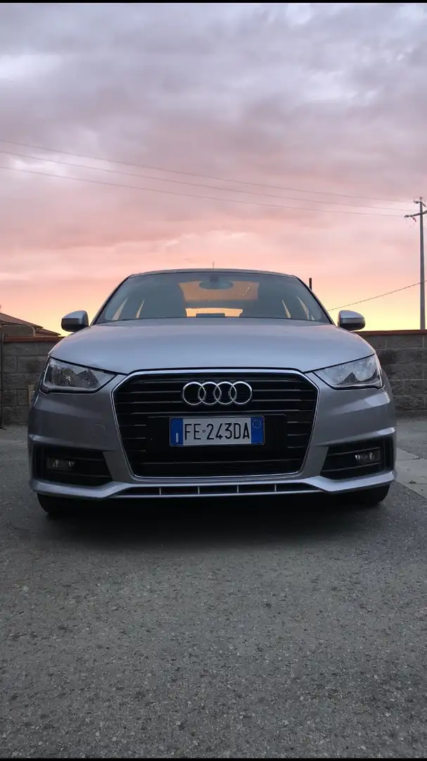 Audi A1 Sportback 1.4 tdi Admired - 1