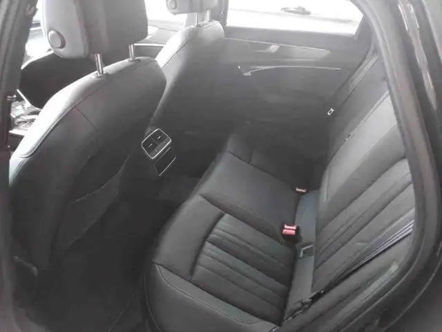 Audi A6 view 6