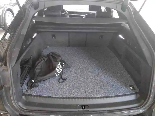 Audi A6 view 7