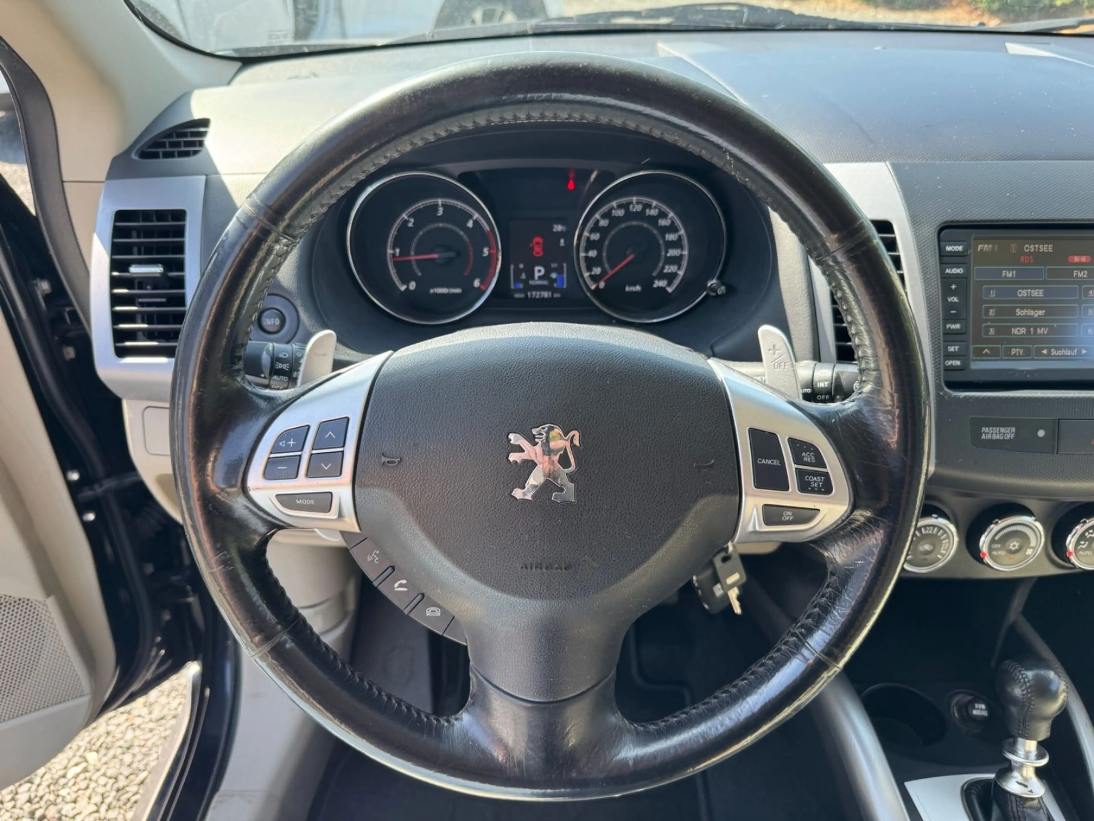 Peugeot 4007 2.2 Platinum 4WD Automatik Kamera Export — photo 10