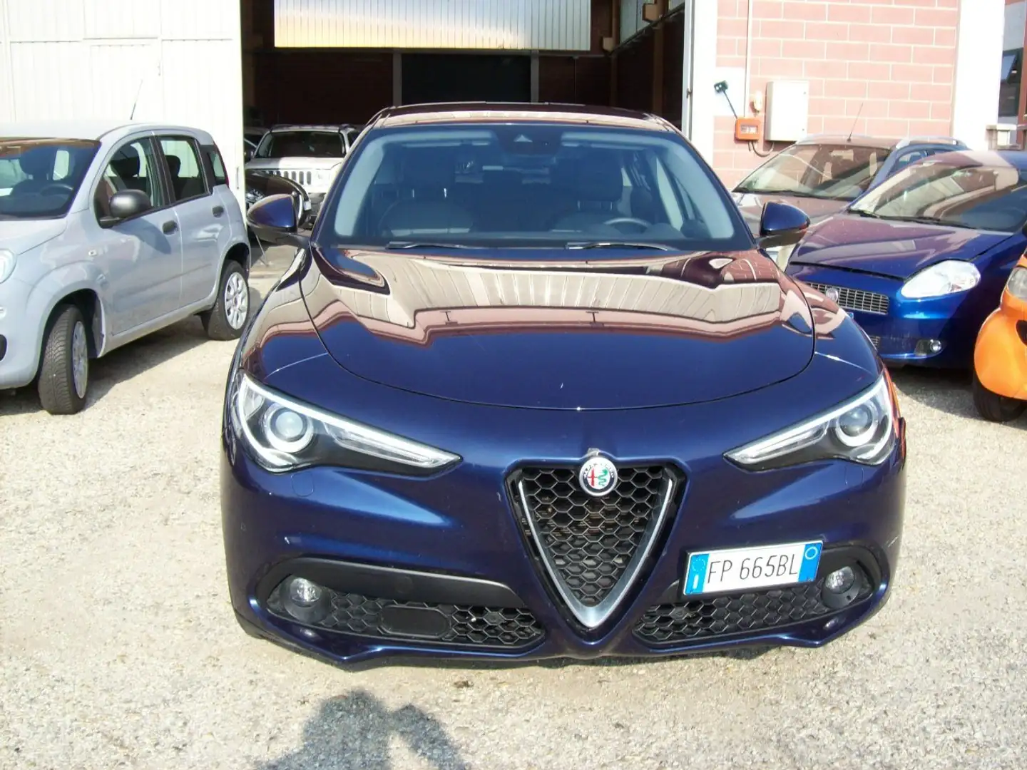Alfa Romeo Stelvio Stelvio 2.2 t Executive rwd 180cv auto Blu/Azzurro - 1