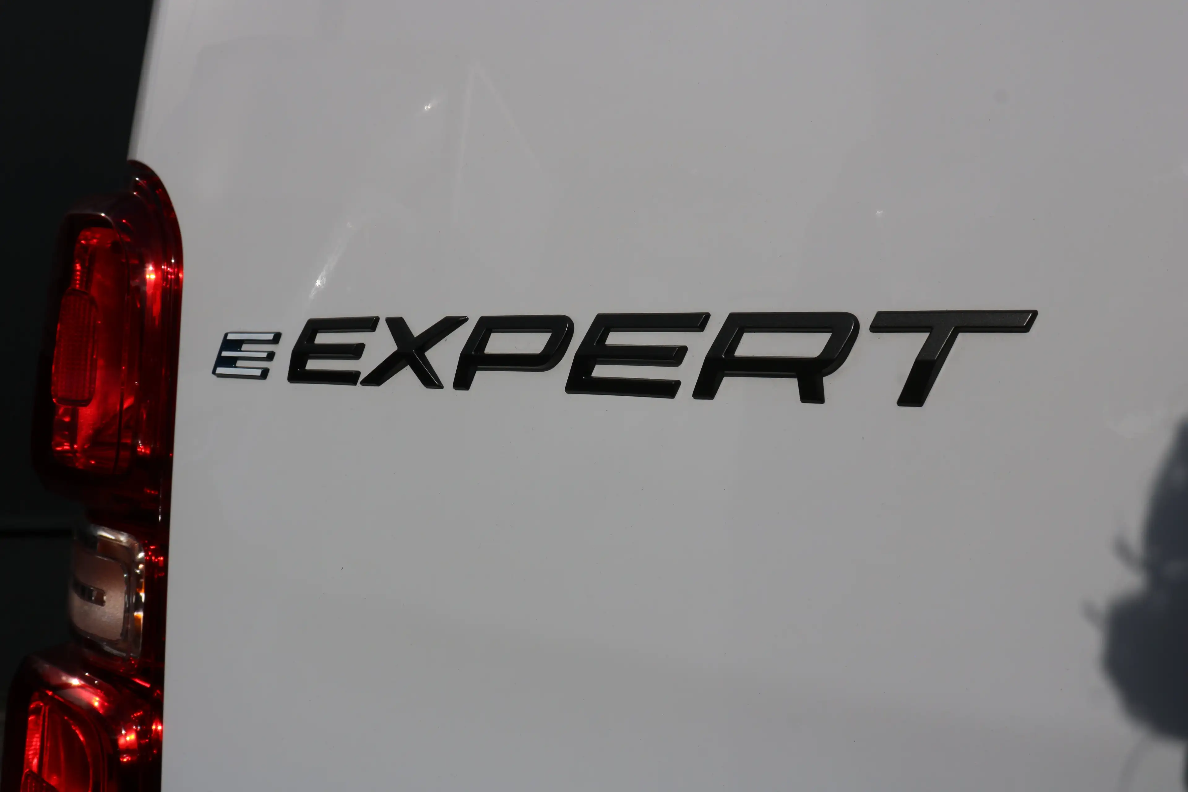 Peugeot e-Expert EV L3 75 kWh | Navi | Camera | PDC V+A | Cruise co — photo 34