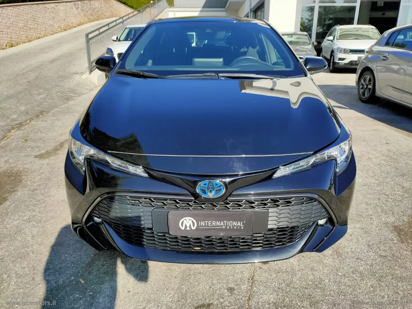 Toyota Corolla 1.8 Hybrid Active SPECIAL PROMO Noir - 2