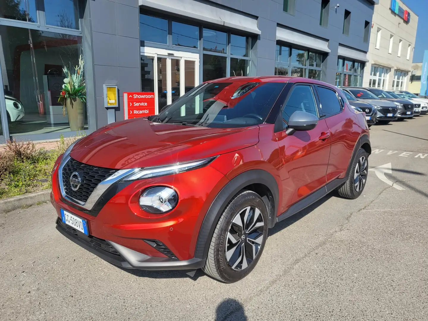 Nissan Juke 1.0 dig-t N-Connecta 114cv Rouge - 1