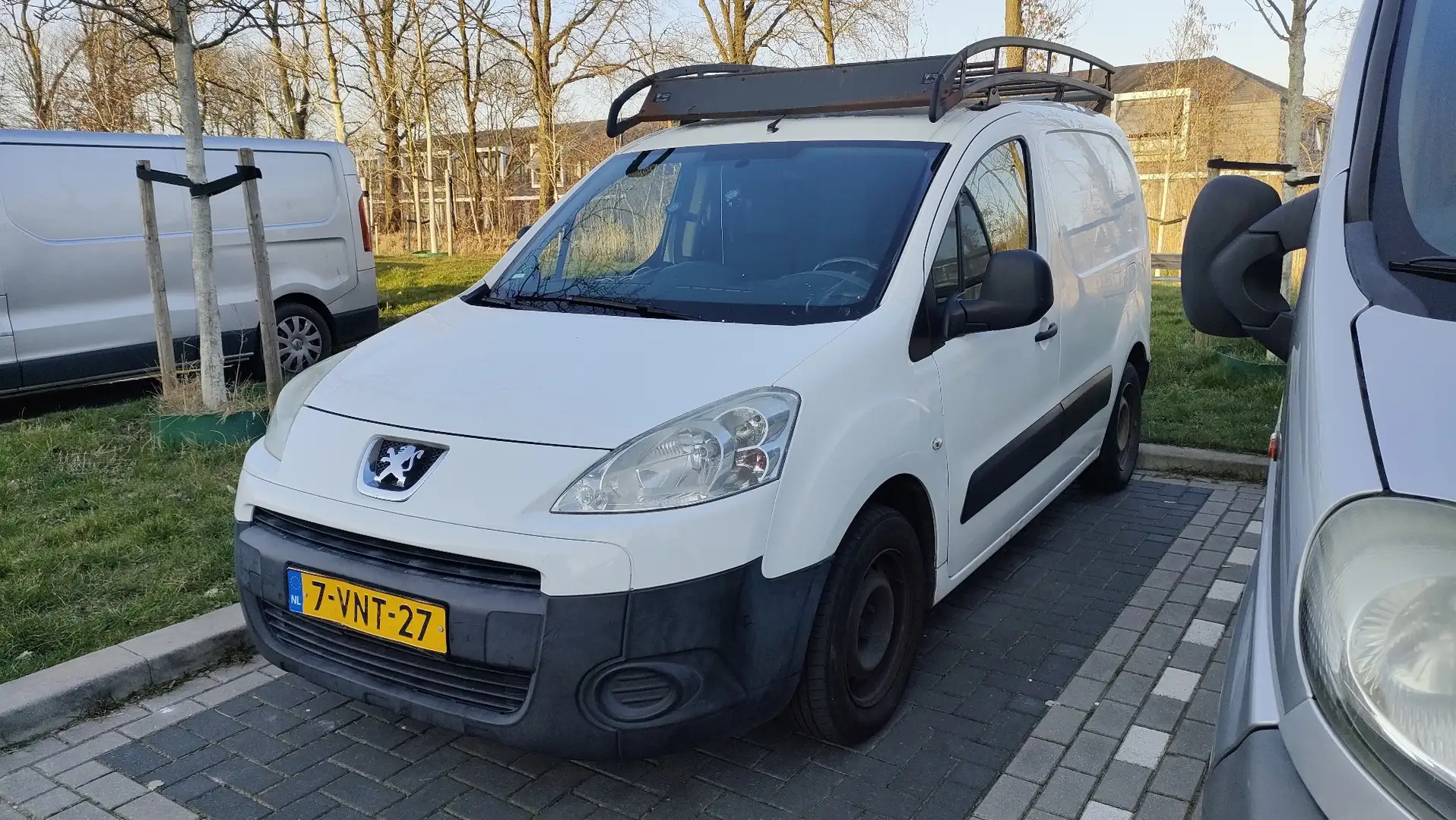 Peugeot Partner Peugeot Partner 1.6 HDi 90 pk – 2011 – 3p Wit - 1