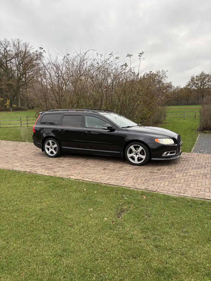 Volvo V70 V70 2.5FT R Design - 1