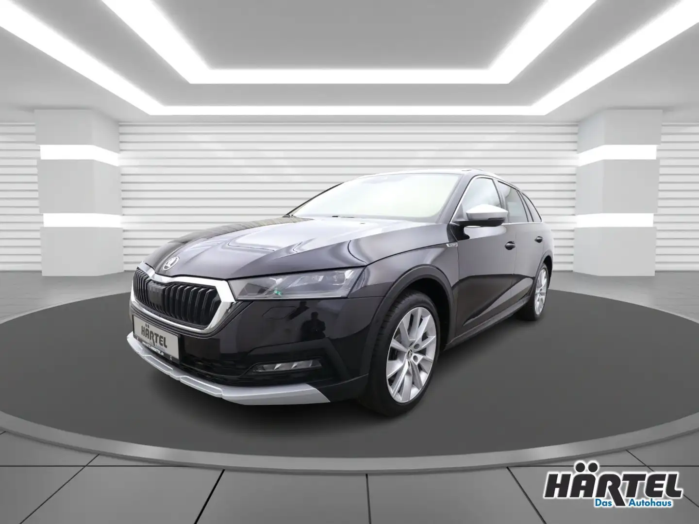 Skoda Octavia Combi SCOUT 4X4 2.0 TDI DSG (+EURO6) Navi Zwart - 2