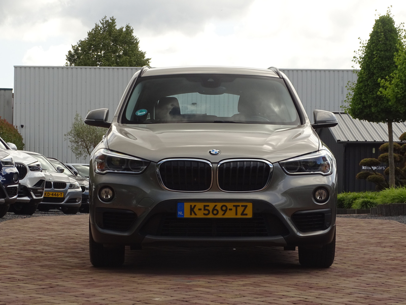BMW X1 xDrive20i Essential | Trekhaak | 4x4| Verst. A-ban — photo 13