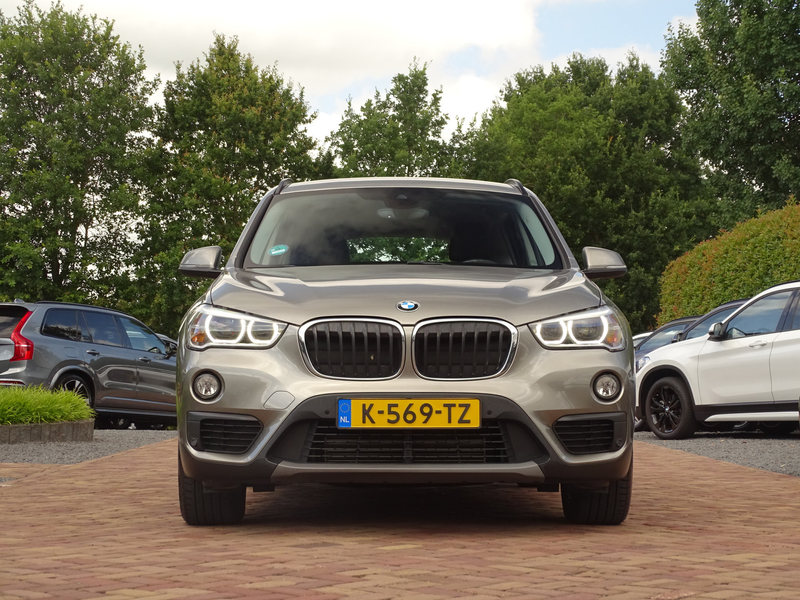 BMW X1 xDrive20i Essential | Trekhaak | 4x4| Verst. A-ban — photo 5